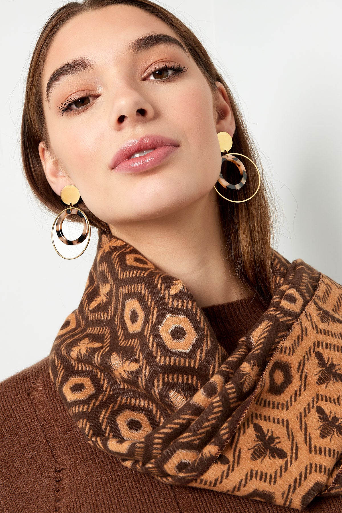 Oorbellen double round | Goud-beige