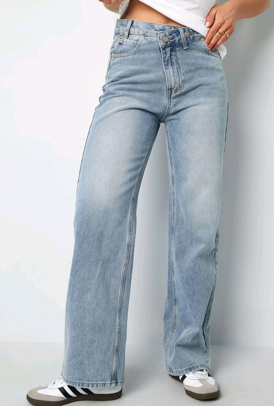 Cotton woven jeans